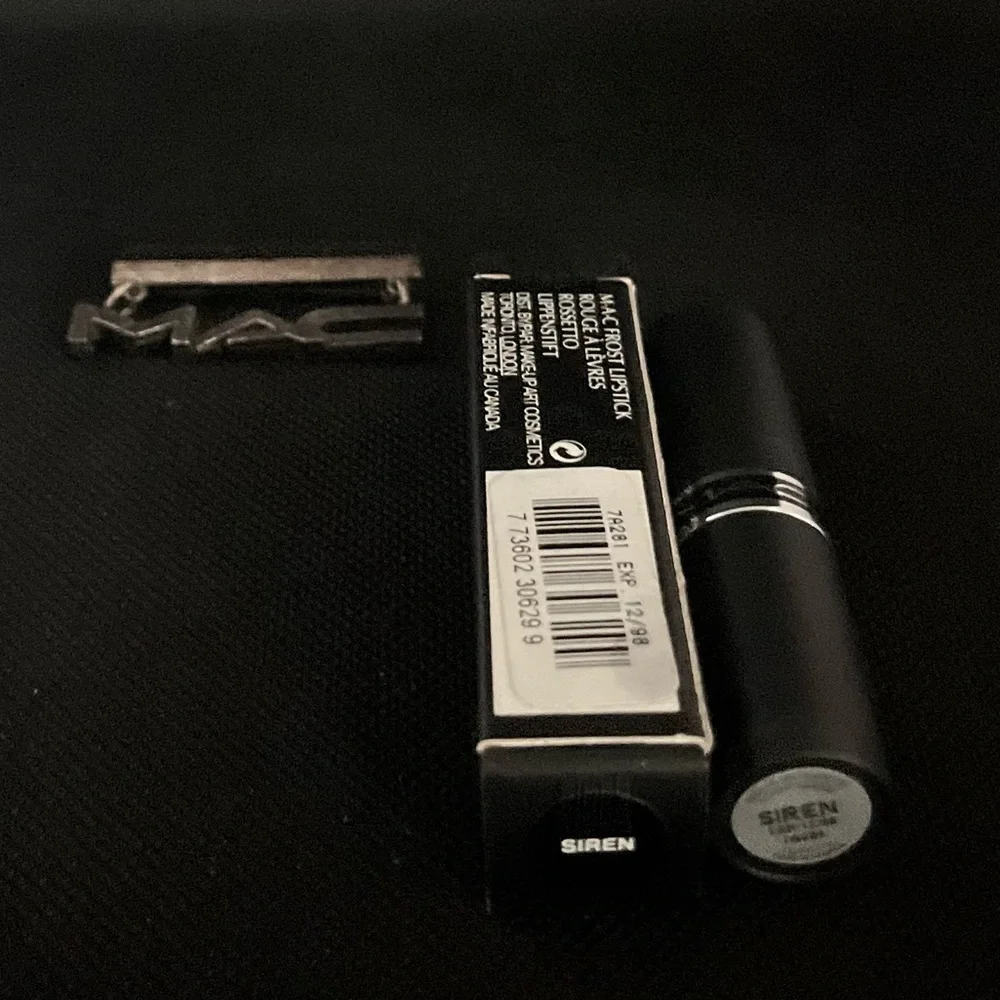“Siren” Vintage (90’s) MAC Lipstick - Rare - Collectors Item 🖤 - Bundle & Save! - Picture 4 of 6